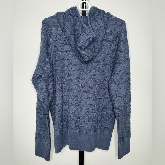 Yves Saint Laurent Men's Stefano Pilati Navy Crinkled Knit Hoodie - Designer - Picture 2 of 3